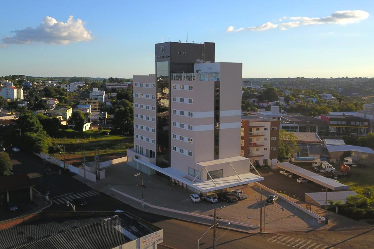 Hotel Franco Dionísio Cerqueira Buitenkant foto