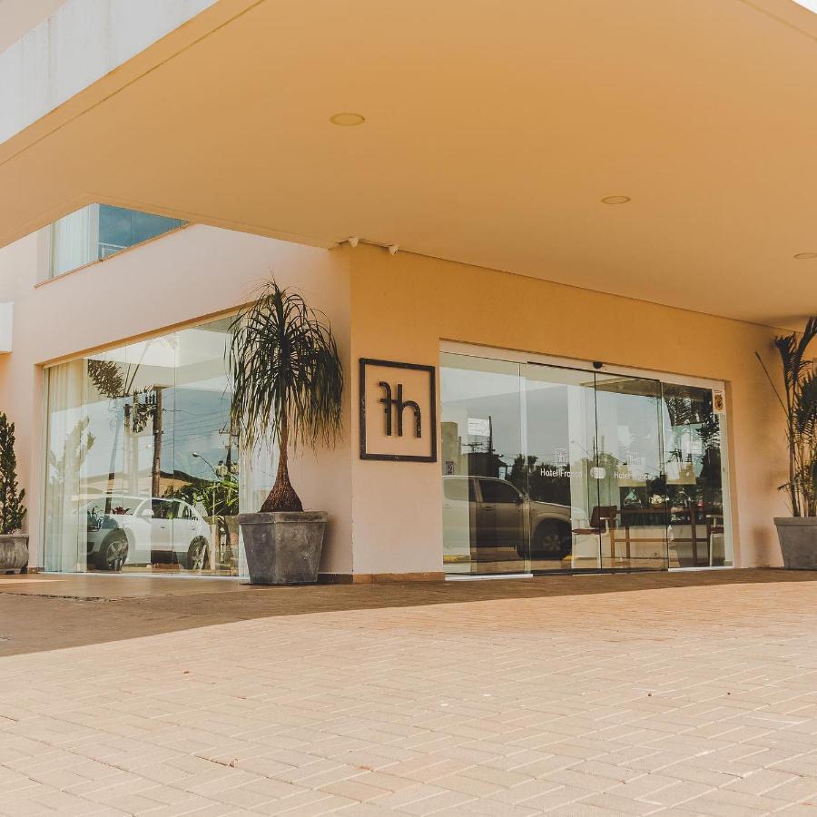 Hotel Franco Dionísio Cerqueira Buitenkant foto